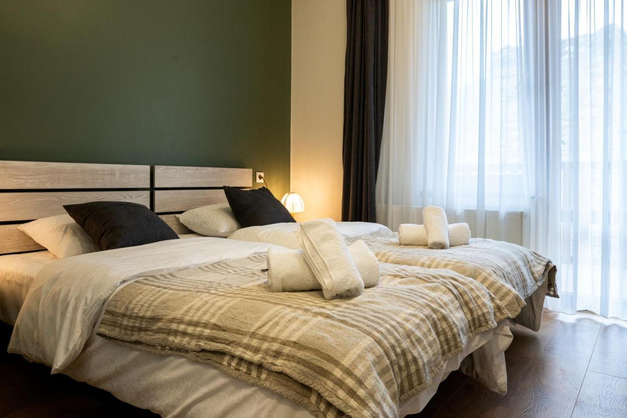 Hotel Jimla Kasbegi Buitenkant foto